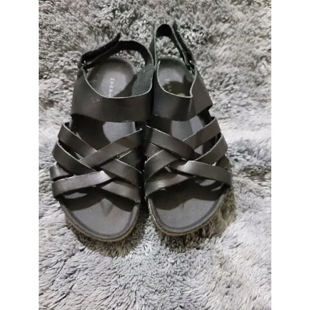 Zara Black Leather Sandals size 24